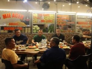 Perkuat Sinergi TNI-Polri, Kapolres Labuhanbatu Ngopi Bareng Dandim 0209/LB