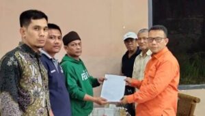 Datuk Iskandar Muda Bantu Warga Realisasikan Pembangunan Jalan dan Jembatan Kota Bangun