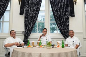 Bertemu Dengan Seluruh Perangkat Daerah, Rico Waas: Kembalikan Kepercayaan Masyarakat