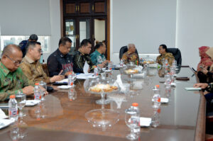 Tingkatkan Daya Saing, Wagubsu dan Anggota DPR RI Rokhmin Dahuri Bahas Agromaritim