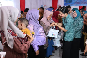 Puncak PID, Kahiyang Ayu Sapa Warga dan Posyandu di 33 Kabupaten/Kota Se-Sumut