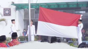 Peringati Hardiknas 2025, Pemkab Karo Gear Upacara