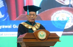 Hadapi Disrupsi Teknologi, Prof. Syawal Gultom Ingatkan Lulusan Unimed Pentingnya Strategi dan Semangat Belajar Sepanjang Hayat