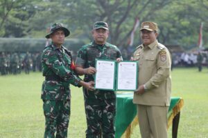 Bupati Asahan Dampingi KSAD Tutup TMMD