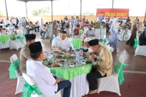 Rayakan Idul Adha, Keluarga Besar Polres Labuhanbatu Makan Bersama