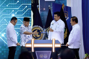 Bobby Nasution Bersama Menteri Imipas Launching Autogate, Percepat Layanan Keimigrasian di Bandara Kualanamu