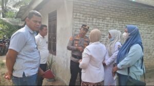 Istri Temukan Suami Tewas Tergantung di Pohon