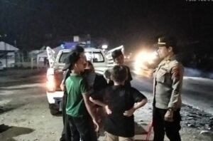 Pastikan Jalinsum Aman, Polsek NA IX-X Patroli Blue Light