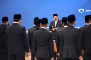Gubsu Lantik 60 Pejabat Administrator dan Pengawas di Lingkungan Pemprovsu