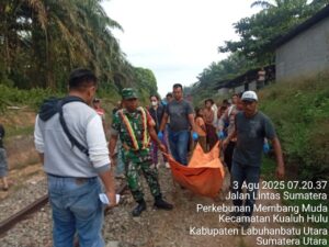 Pria Paruh Baya Tewas Tertabrak Kereta Api CPO di Guntingsaga Labura