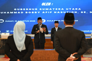 Gubsu Bobby Nasution Lantik Lima Pejabat Eselon II