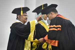 Rektor Unimed, Prof Baharuddin Lantik 2.199 Lulusan