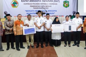 Rico Waas Buka RAT Koperasi Pegawai Republik Indonesia Pemko Medan