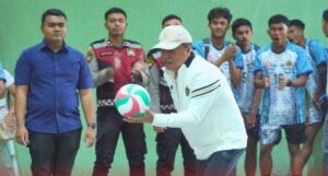 Bupati Karo Buka Turnamen Bola Volly Merdeka Cup 2025