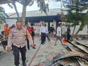 SDN 14 Rantau Utara Terbakar, 5 Ruang Kelas dan 2 Gudang Ludes