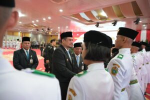 Gubsu Bobby Nasution Kukuhkan Paskibraka Sumut 2025