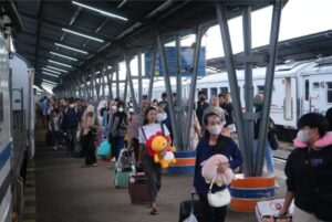 Libur Maulid Nabi, 15.465 Orang Gunakan Kereta Api, Paling Ramai di Stasiun Kertapati