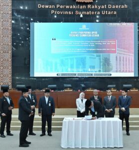 Gubsu Bobby Nasution Teken Nota Kesepakatan KUA-PPAS APBD Perubahan 2025