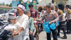 Satlantas Polres Labuhanbatu Sapa Warga Lewat Jumat Berkah