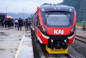 Resmi Beroperasi Oktober 2022, KA Makassar-Parepare Menjelma Jadi Primadona Baru Transportasi di Sulawesi Selatan