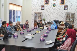 Kunjungi UPTD Khusus RS Haji Medan, Sekdaprov Minta Sukseskan Probis untuk Masyarakat Sumut