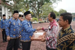 Pimpin Upacara Kesadaran Nasional, Wabup Asahan: ASN Harus Kompak, Berintegritas, dan Melayani dengan Sepenuh Hati