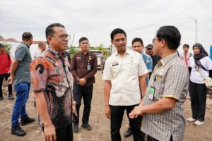 Zakiyuddin Harahap, Tinjau Kolam Retensi Martubung, Pastikan Pompa Baru Beroperasi Atasi Genangan Air