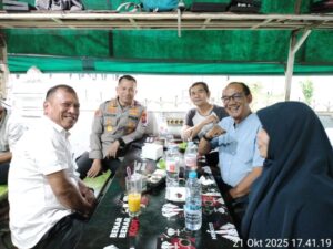 Kunjungi Warkop Jurnalis, Kapolrestabes Medan: Tindak Tegas Begal dan Akan Pasang Lampu Jalan