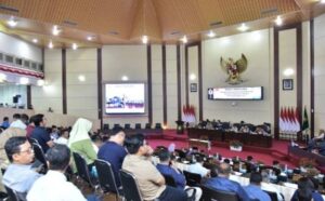 Pemprovsu Serahkan Rancangan KUA-PPAS APBD 2026 ke DPRD