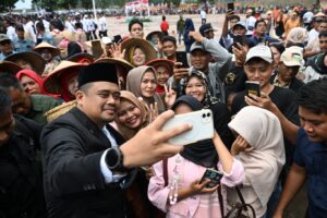 Peringati Hari Kesaktian Pancasila, Gubernur Bobby Nasution Berikan Tali Asih ke Keluarga Letda Sujono
