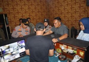 Polri, TNI dan Pemkab Labuhanbatu Patroli Gabungan Tiga Pilar Jaga Kamtibmas
