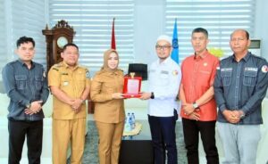 Bupati Labuhanbatu Terima Kunjungan Bawaslu Terkait Data Pemilih Pemilu dan Pilkada Mendatang