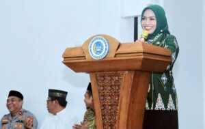 Bupati Labuhanbatu Resmikan Masjid Ummi Tardiyah di Kelurahan Sioldengan