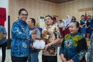Rico Waas: LKTI Ruang Berkontribusi Gagasan dan Riset bagi Generasi Muda