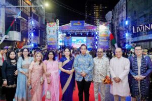 Perayaan Deepavali, Rico Waas Ajak Warga Menghidupkan Kembali Cahaya Dalam Keluarga