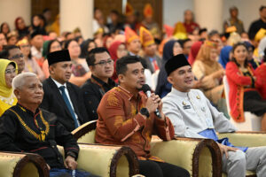 Gubsu Bobby Nasution Berikan Kado Istimewa Hari Guru untuk Sekolah di Pulau Terluar Sumut