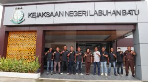 Kajari Labuhanbatu Terima Silaturahmi Panitia Konferensi IX PWI