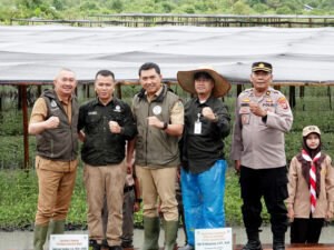Pj Sekdaprovsu Hadiri Peringati Hari Menanam Pohon Indonesia, Penanaman Mangrove di Sumut Capai 8.307 Hektare