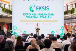 OJK Perkuat Literasi dan Inklusi Keuangan Syariah Melalui EKSiS 2025