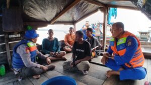 Terombang-Ambing Selama 7 Hari di Perairan Asahan, Nelayan Lubuk Pakam Diselamatkan Sat Polairud Polres Asahan