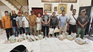 Ketua DPRD Medan Wong Chun Sen Bantu Wartawan Terdampak Banjir