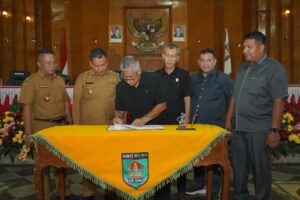 Paripurna DPRD Asahan Tetapkan 4 Keputusan Perda, Wakil Bupati Beri Apresiasi