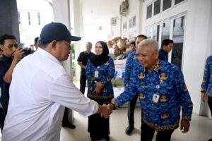 Wagubsu Sambut Bantuan Asosiasi Pemkab untuk Korban Bencana Sumut