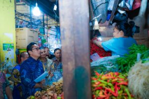 Sambut Natal dan Tahun Baru, Rico Waas Sidak Sejumlah Pasar