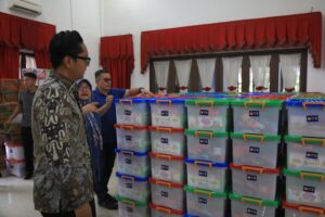 Terima Bantuan Dari Uni Emirat Arab, Rico Waas Apresiasi Solidaritas yang Diberikan Untuk Korban Bencana Hidrometeorologi