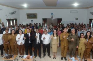 Panitia Natal ASN Pemprovsu Berbagi Kasih dengan Warga Binaan di Lapas Perempuan Medan