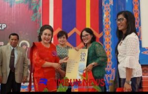 Bunda PAUD Kabupaten Karo Roswitha Bukit Hadiri Perayaan Natal dan Hari Guru YPK GBKP Tahun 2025