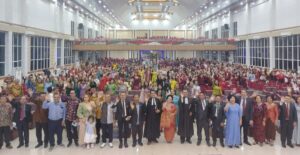 Perayaan Natal Keluarga Universitas Senior Medan Penuh Kasih dan Kekeluargaan