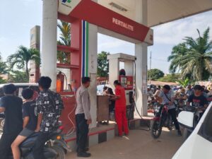 Ciptakan Rasa Aman, Polsek Panai Tengah Gelar Patroli dan Pantau SPBU Tanjung Sarang Elang