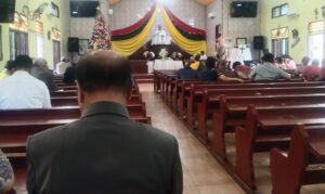 Momen Natal, HKBP Padangpasir Salurkan Bansos untuk Keluarga Jemaat Kurang Mampu